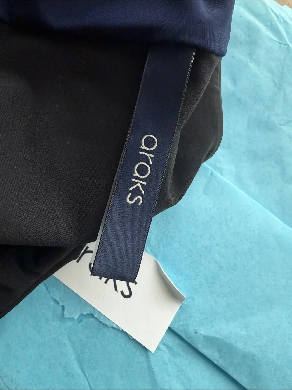 NEW Araks ‘Venetia’ One-Piece Swimsuit black & midnight XS